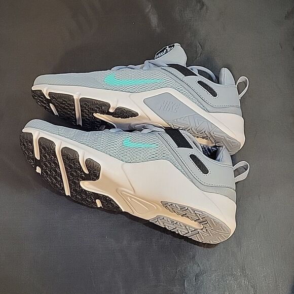 BRAND NEW LEGEND ESSENTIALS CROSS TRAINING WOMEN"S SNEAKERS - Picture 11 of 14